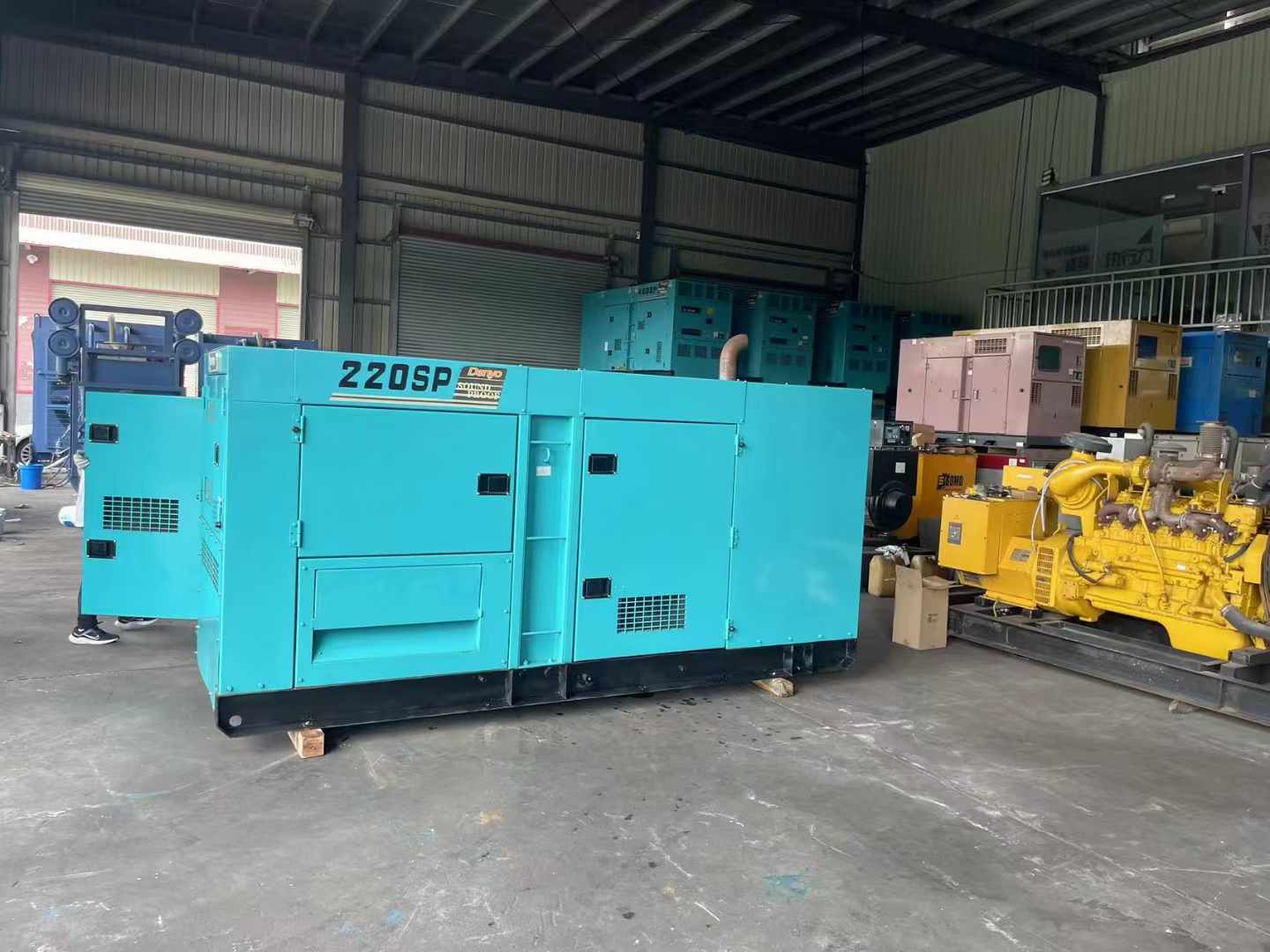 曲水800kW 柴油发电机的输出电流波动范围是多少？