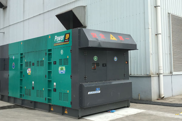 曲水燃油滤清器的更换流程是怎样的？