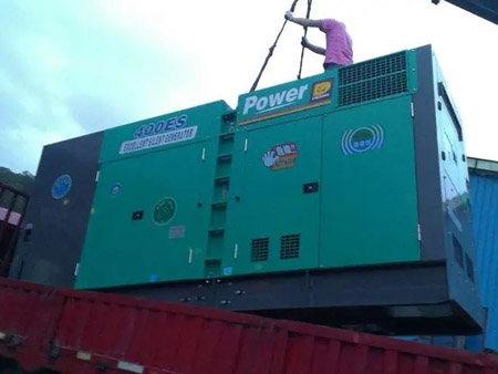 曲水柴油发电机组转速不稳定时，如何对发动机进行维护？