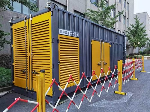 曲水如何使用转速表检查发动机的转速？