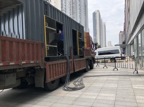 曲水冷却液不足的情况下如何检查柴油发电机组？