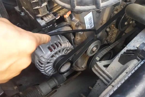 曲水转速传感器的工作原理是什么？