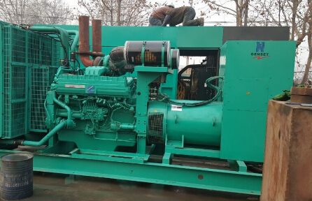 曲水发电机组如何判断水冷式机油散热器内部是否需要清洗？